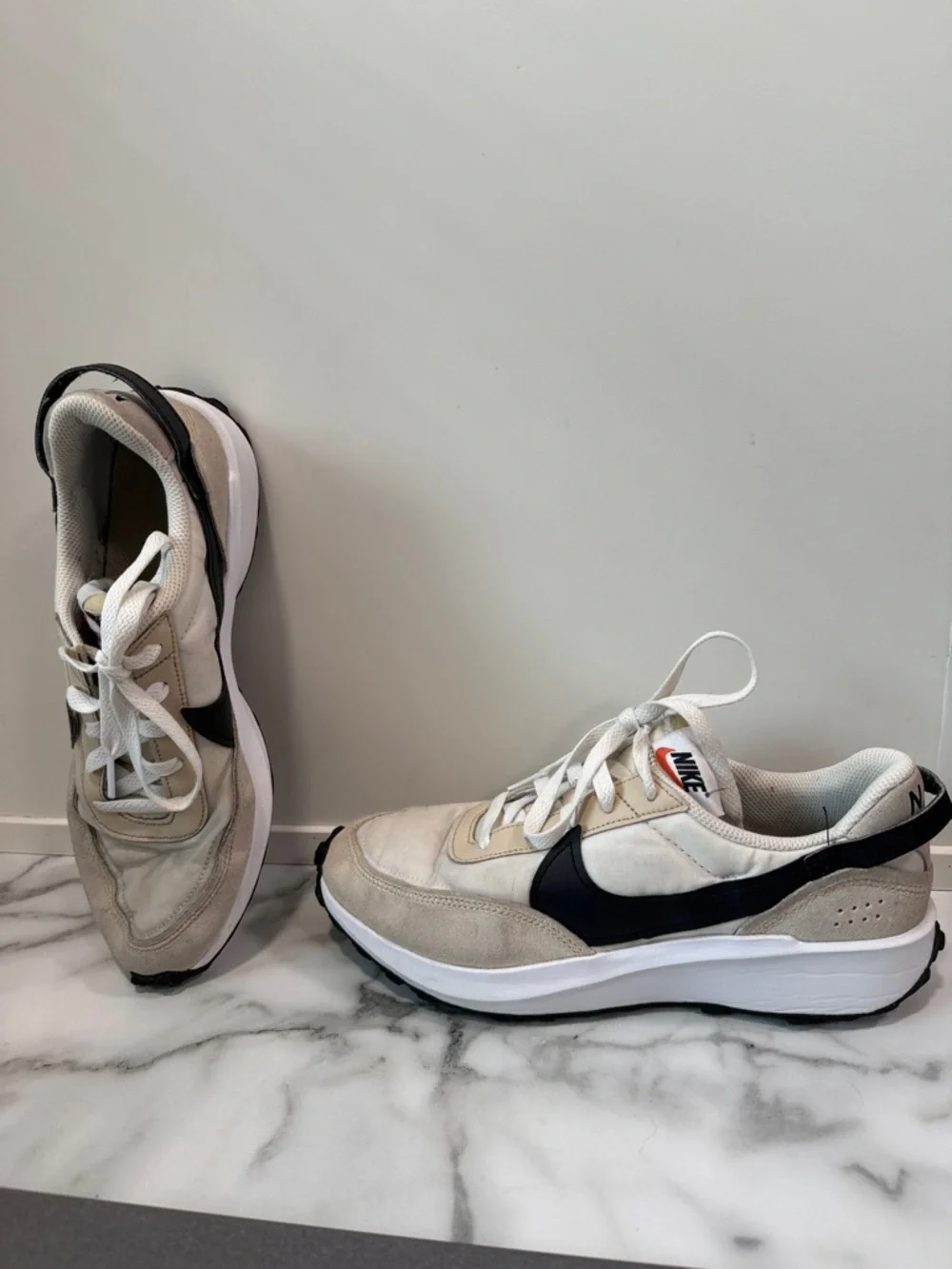 Nike Women's Waffle Debut Retro 'Sanddrift Black' Size 9 sneaker